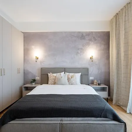 Spectacular Terrace Sunny 5br 3ba - Location Bucarest