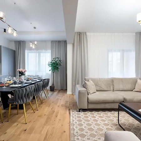 Appartamento Spectacular Terrace Sunny 5br 3ba - Location Bucarest