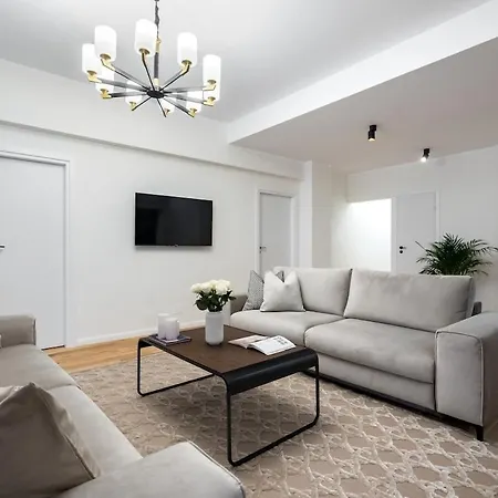 Spectacular Terrace Sunny 5br 3ba - Location * Bucareste