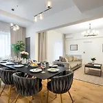 Spectacular Terrace Sunny 5br 3ba - Location Apartment *