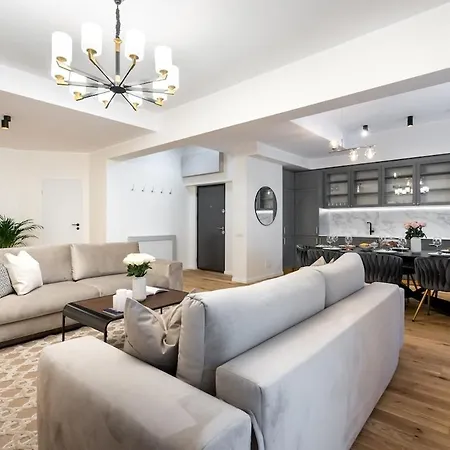 Spectacular Terrace Sunny 5br 3ba - Location