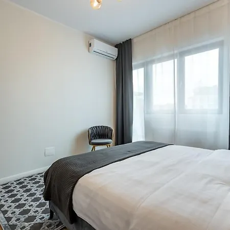 Spectacular Terrace Sunny 5br 3ba - Location Apartamento *