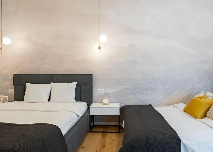 Spectacular Terrace Sunny 5br 3ba - Location Bukarest