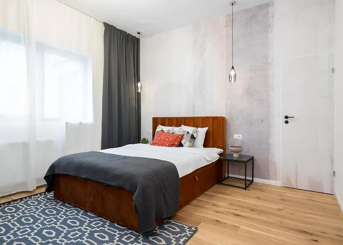 Spectacular Terrace Sunny 5br 3ba - Location Apartamento Bucarest