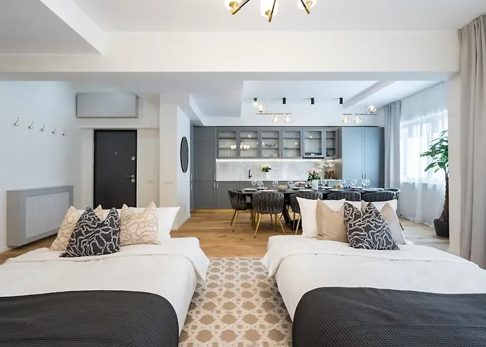 Spectacular Terrace Sunny 5br 3ba - Location *