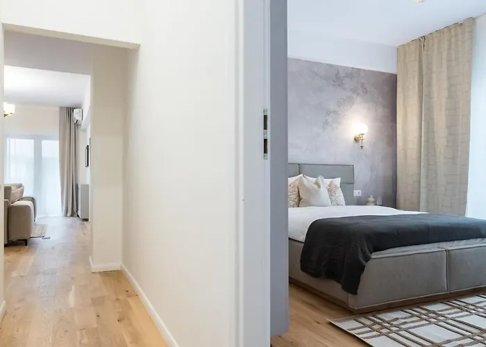 Spectacular Terrace Sunny 5br 3ba - Location Апартаменты