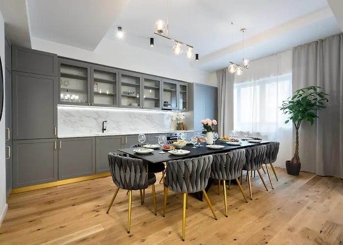 Διαμέρισμα Spectacular Terrace Sunny 5br 3ba - Location Βουκουρέστι