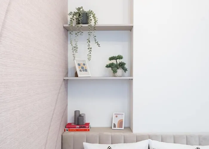 Spectacular Terrace Sunny 5br 3ba - Location * Βουκουρέστι