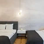 Spectacular Terrace Sunny 5br 3ba - Location Bucureşti