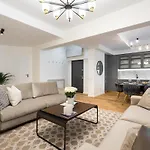 Spectacular Terrace Sunny 5br 3ba - Location Apartament