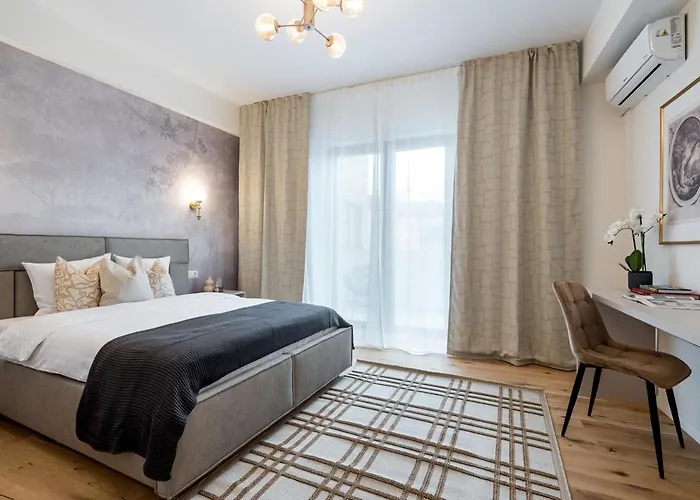 Apartament Spectacular Terrace Sunny 5br 3ba - Location